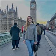 Profesora de ingles para niños, mediante actividades adaptadas, juegos, repaso de lo estudiado en el cole…